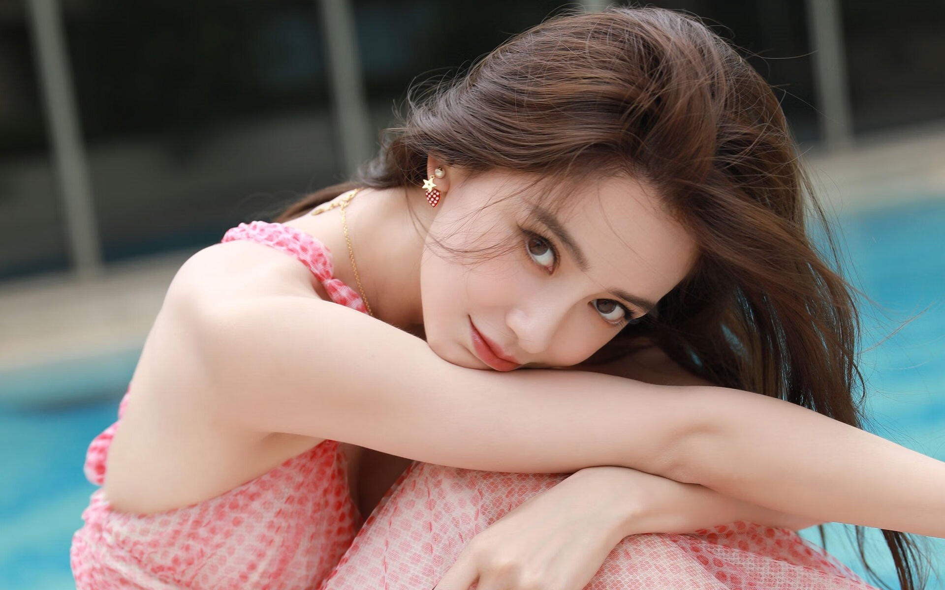 体育赛场亮点：女足比赛带来的精彩瞬间！，足球赛女足